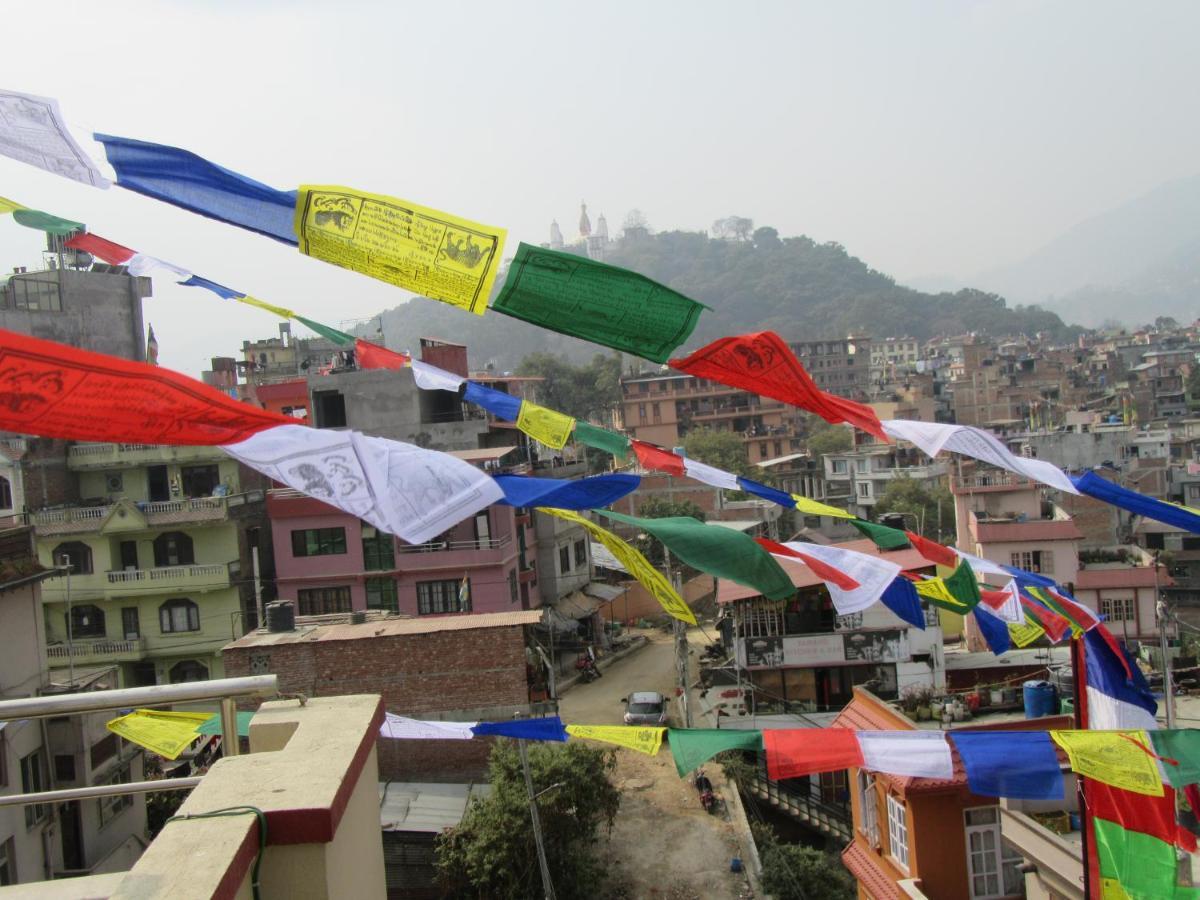 Stupa View Inn Катманду Экстерьер фото
