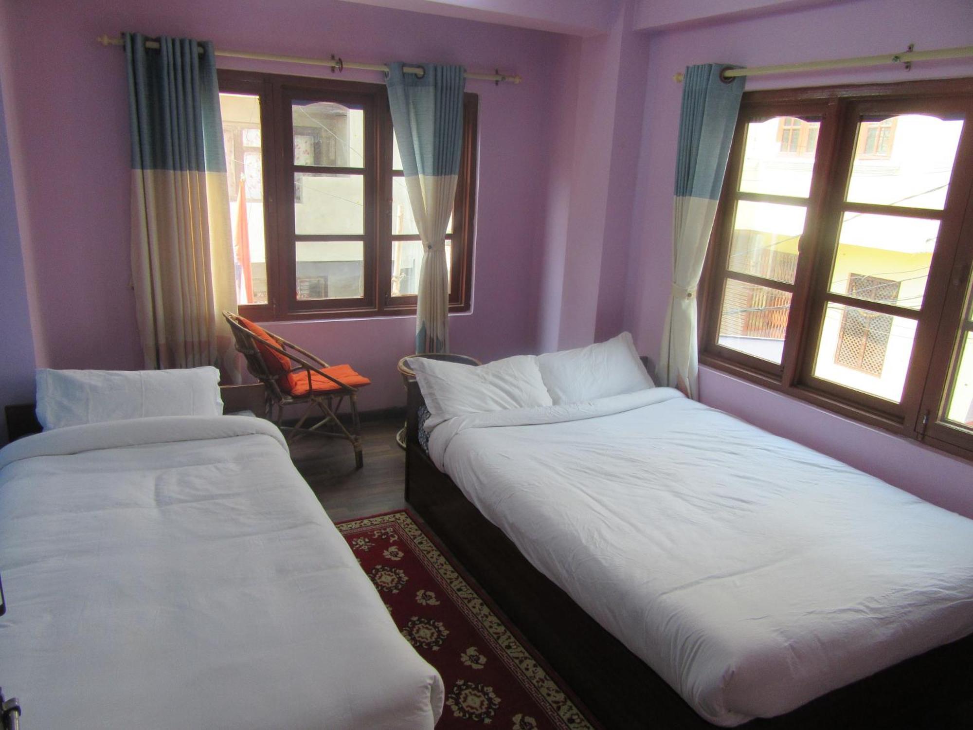 Stupa View Inn Катманду Экстерьер фото